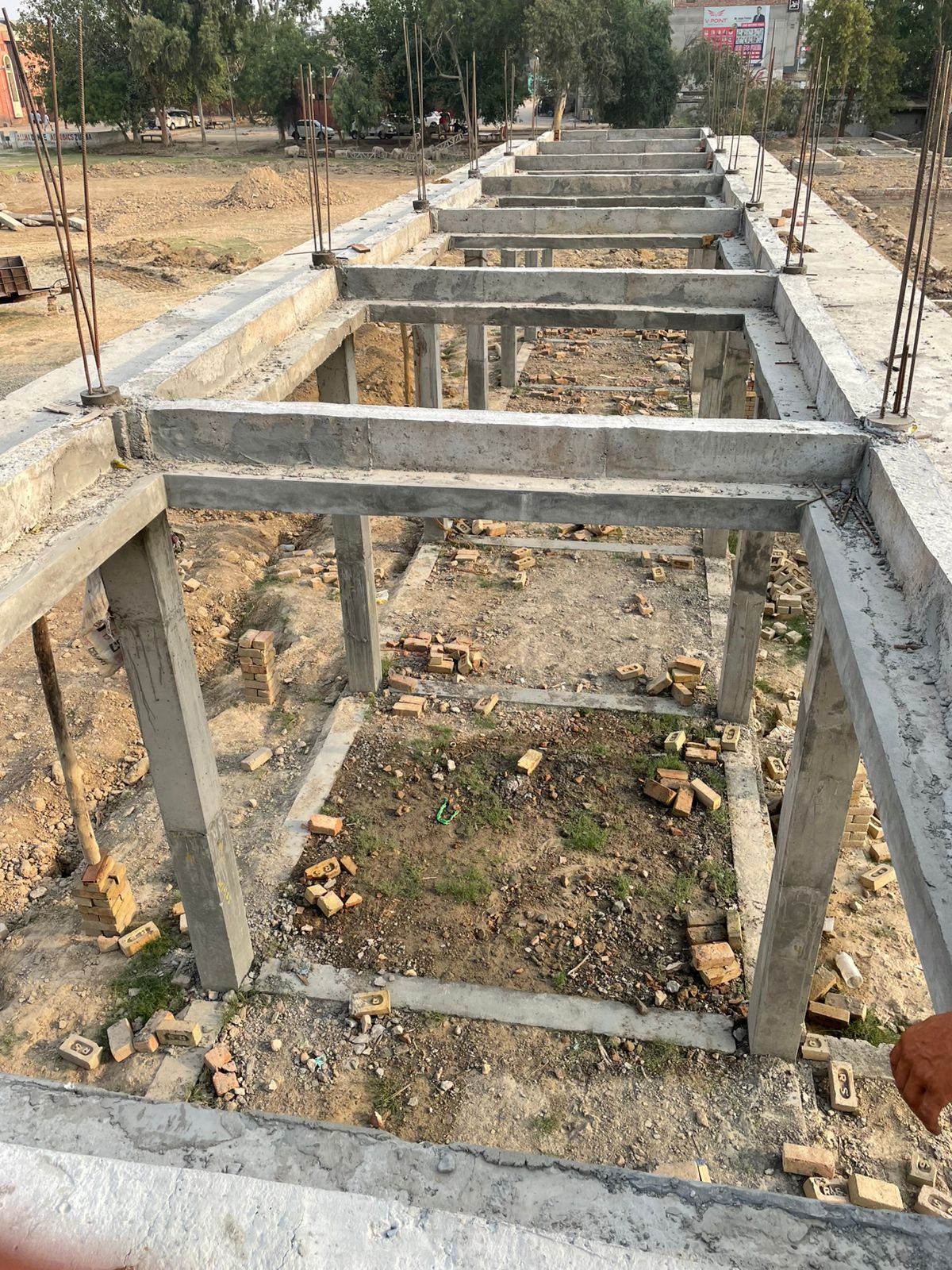 Importance of Proper Beams Overlapping for Dome Structure